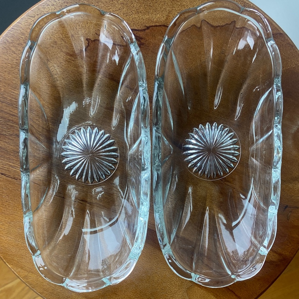 Set of 4 Vintage Anchor Hocking Glass Serving Dishes - Picture 2 of 4